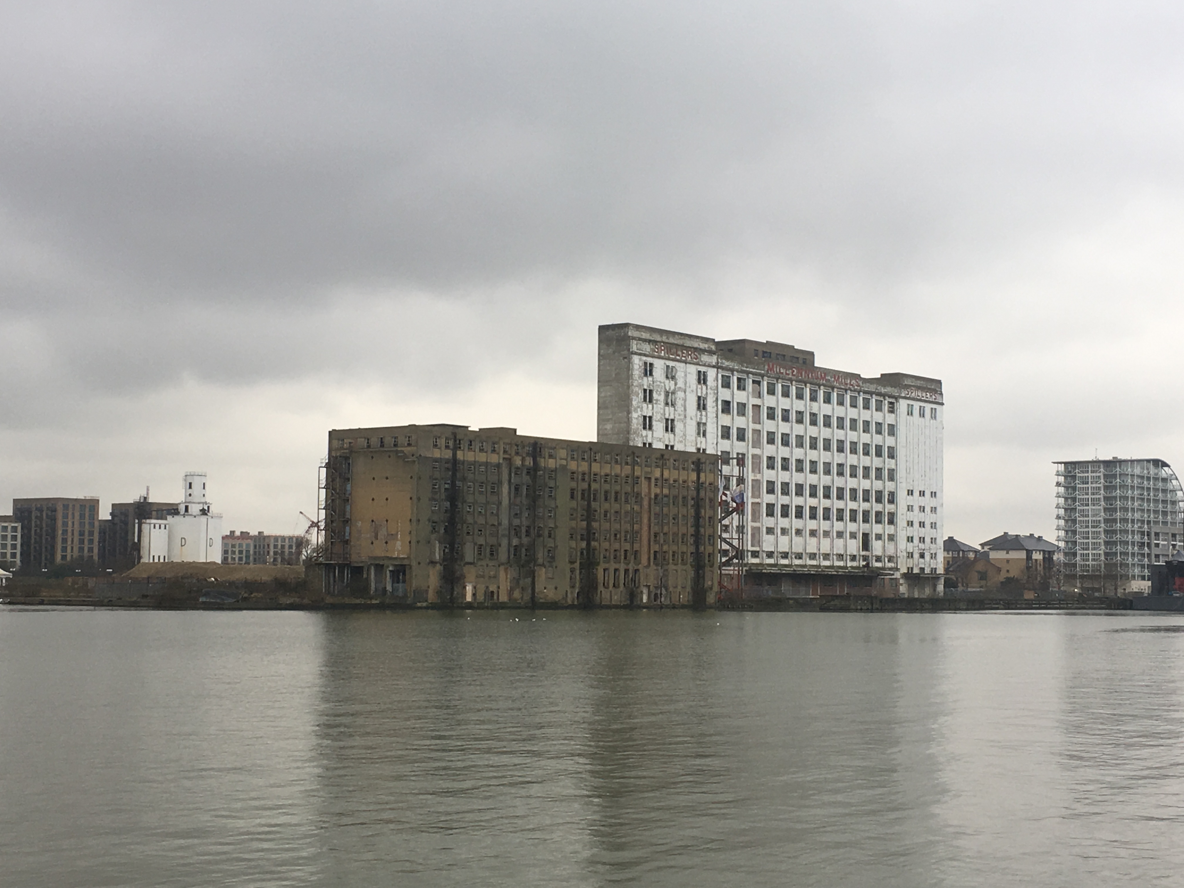 London-Dock.JPG